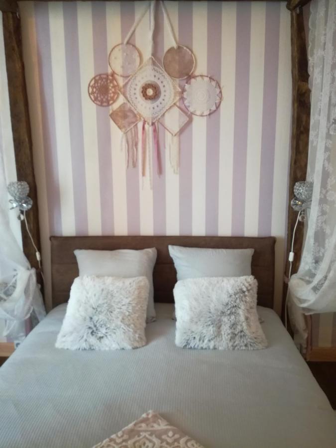 Chez Lorette Mauzé-sur-le-Mignon Exterior foto